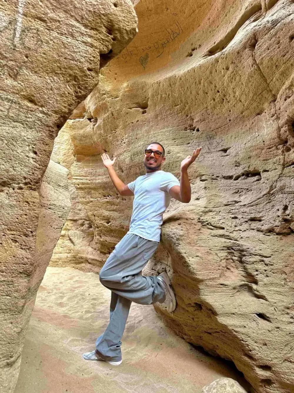 Paradise Valley & Sandboarding