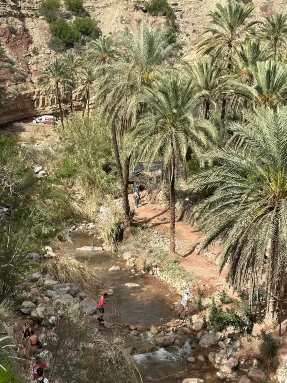 Paradise Valley & Sandboarding