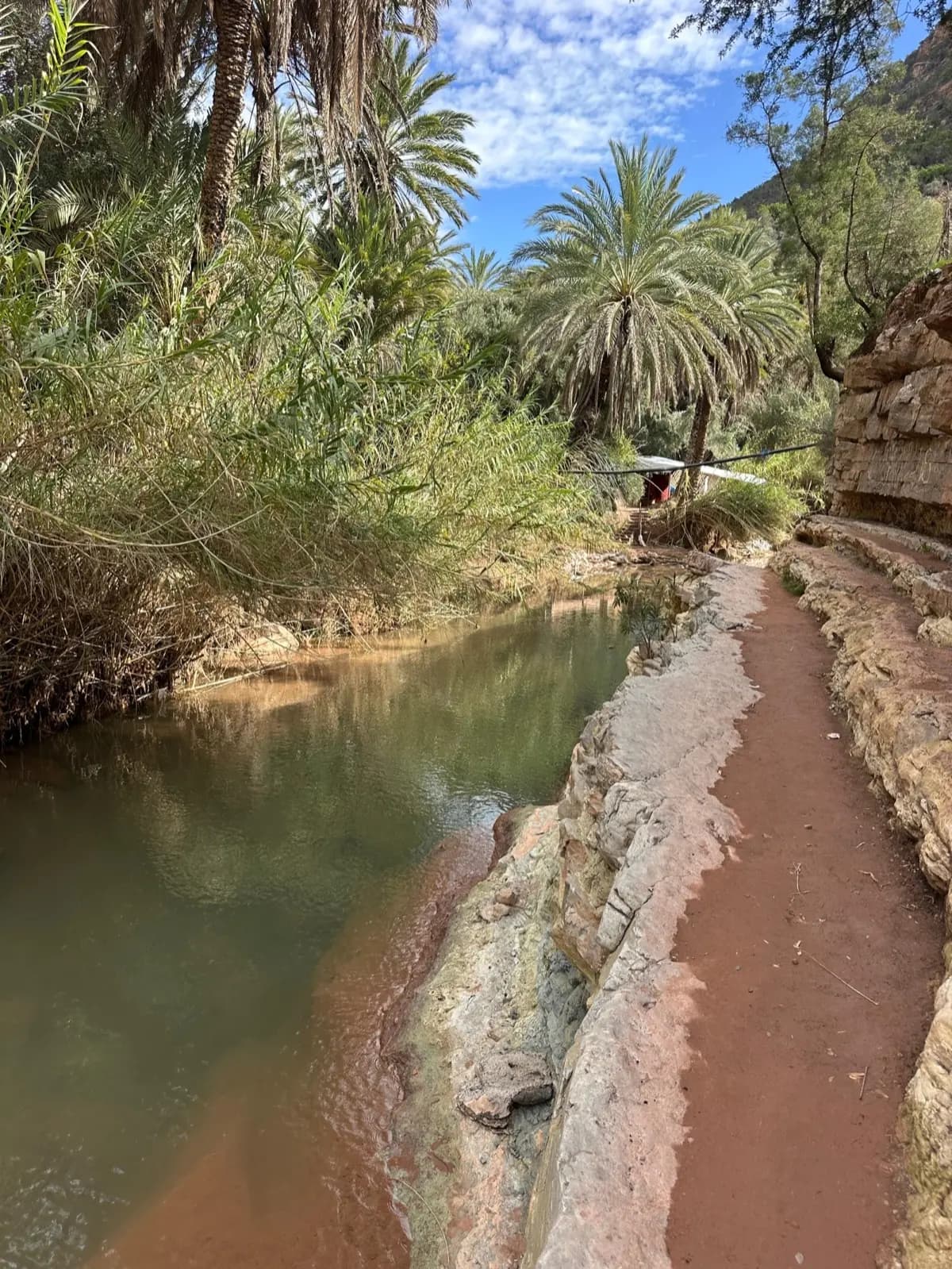 Paradise Valley & Sandboarding